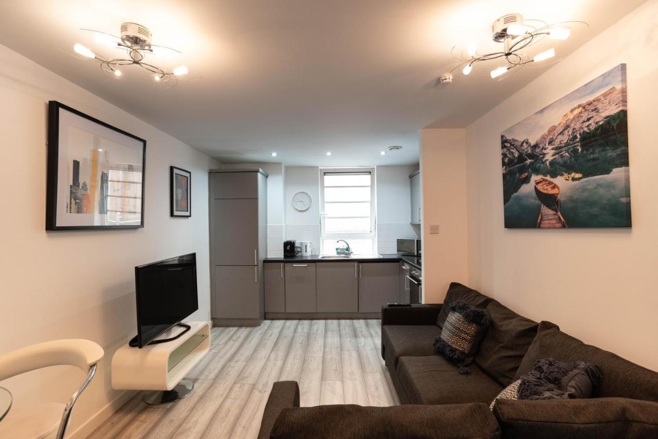 Modern Apartment, In The Heart Of Glasgow Exterior photo